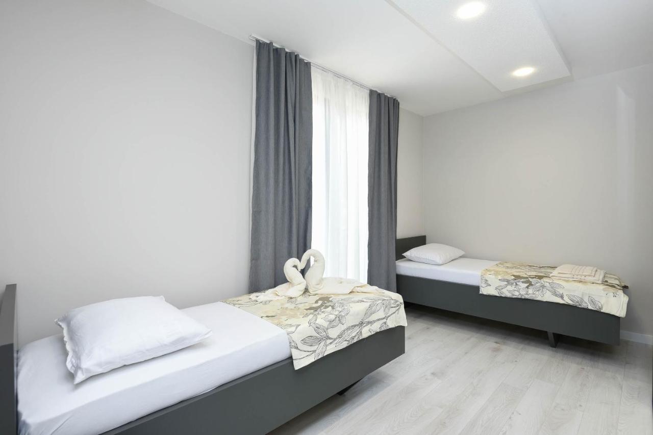 Sunny Day Luxury Holiday Apartments Orebić Buitenkant foto