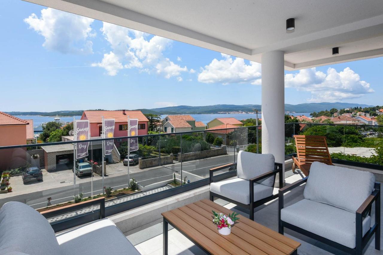 Sunny Day Luxury Holiday Apartments Orebić Buitenkant foto