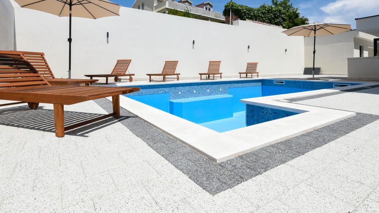 Sunny Day Luxury Holiday Apartments Orebić Buitenkant foto