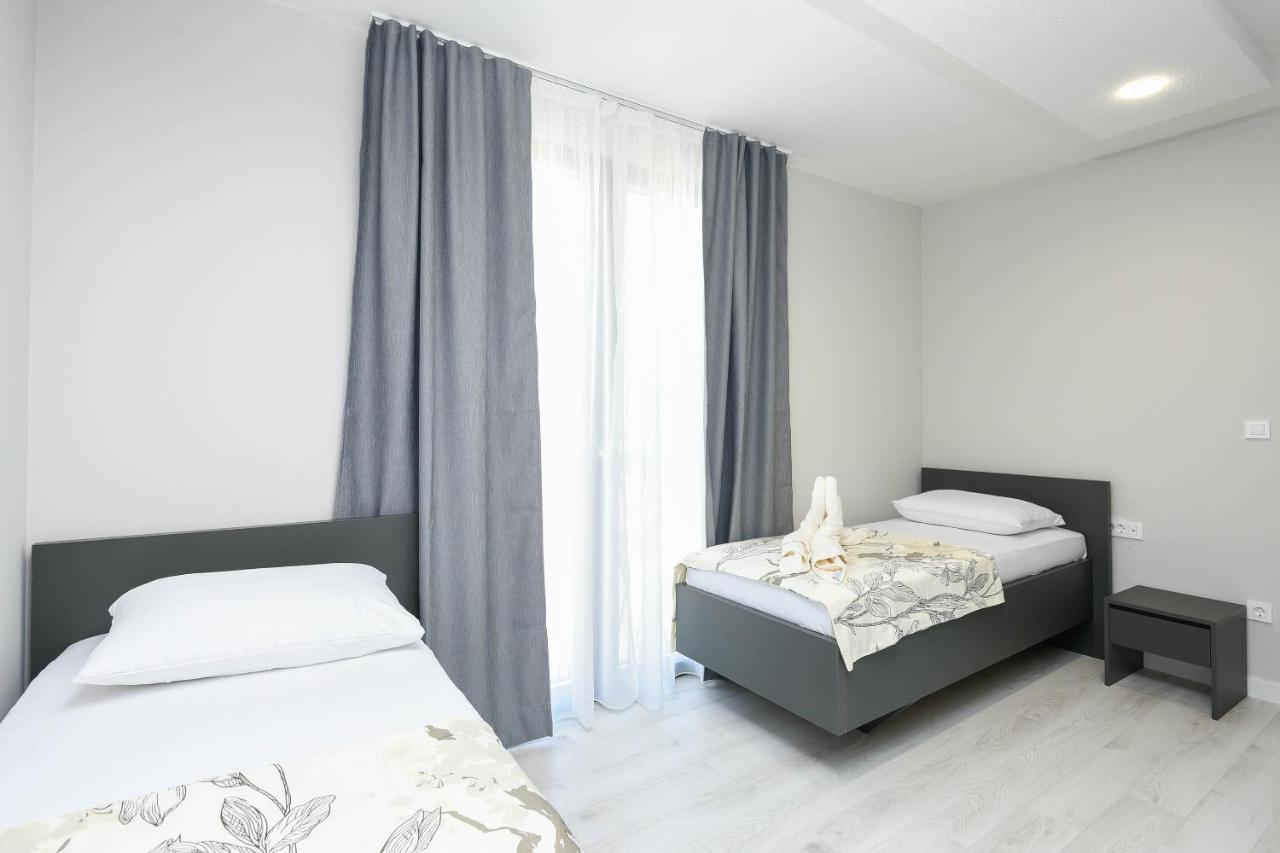 Sunny Day Luxury Holiday Apartments Orebić Buitenkant foto