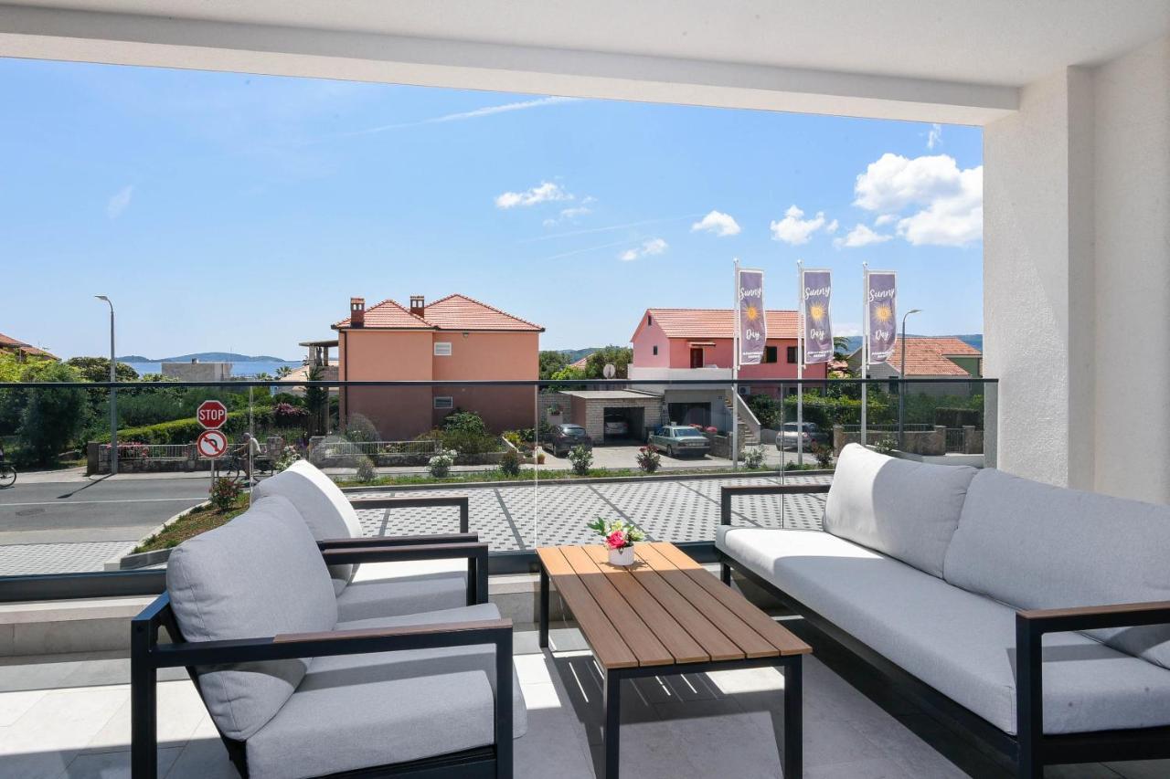 Sunny Day Luxury Holiday Apartments Orebić Buitenkant foto