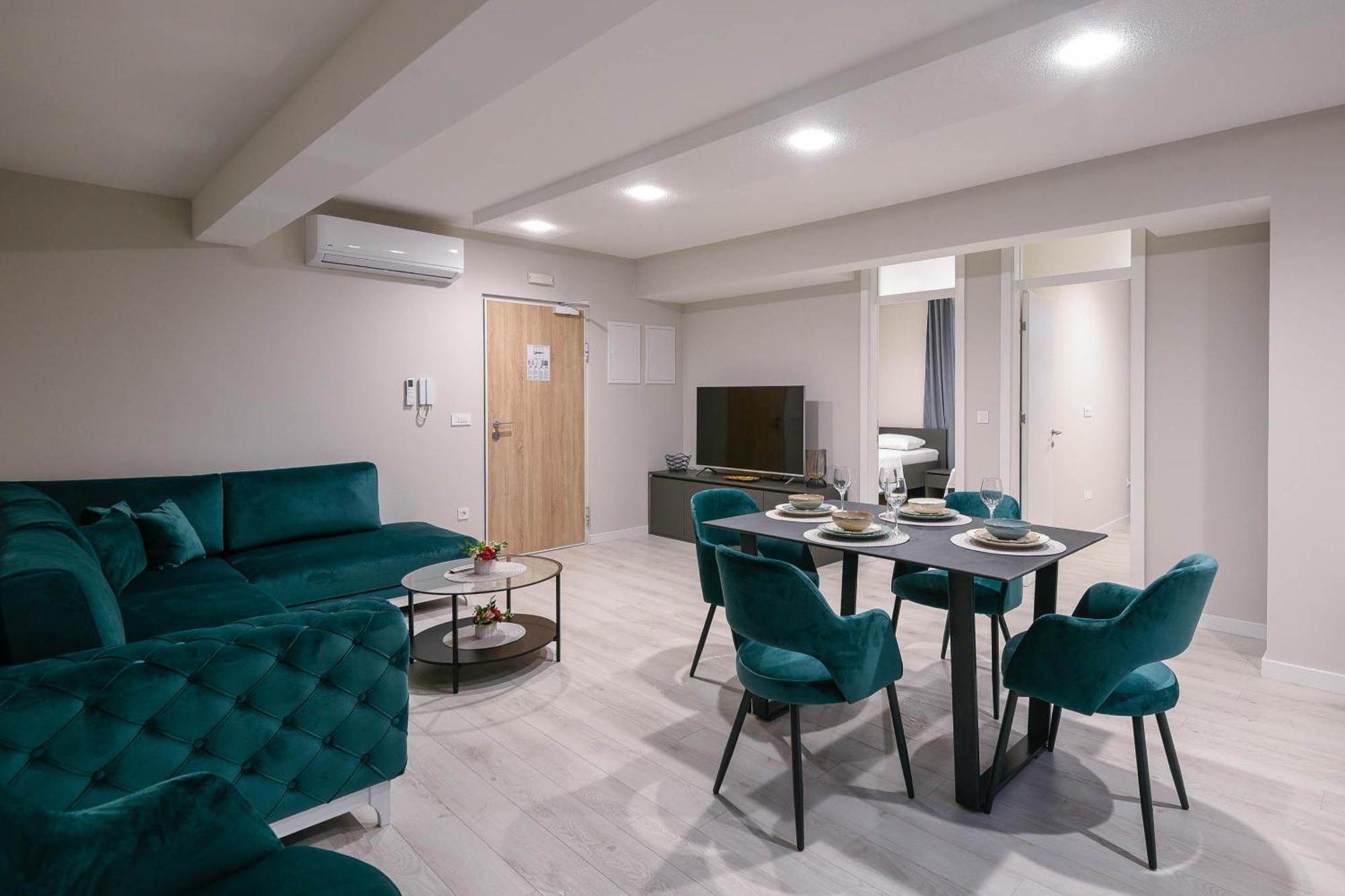 Sunny Day Luxury Holiday Apartments Orebić Buitenkant foto