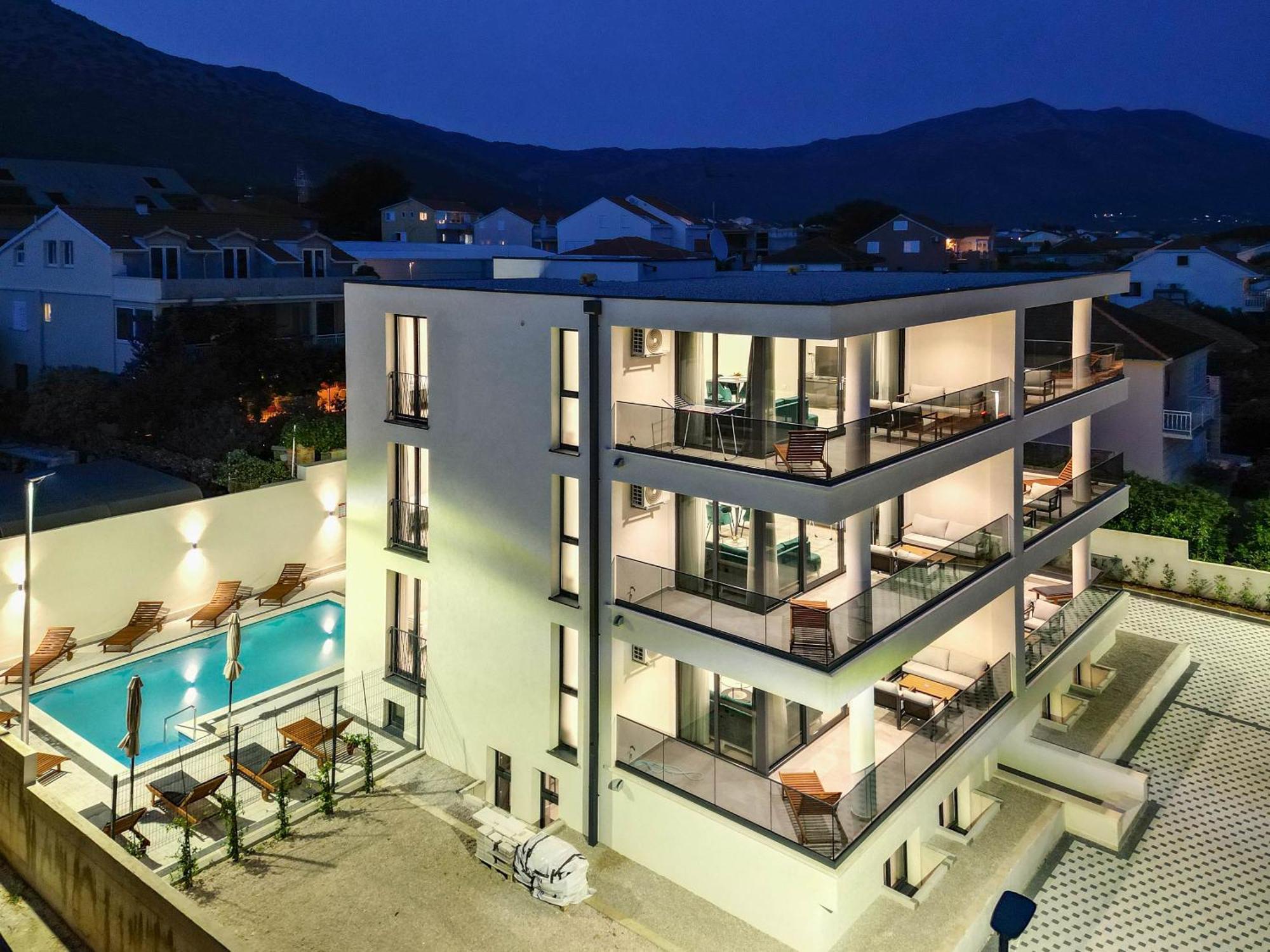 Sunny Day Luxury Holiday Apartments Orebić Buitenkant foto